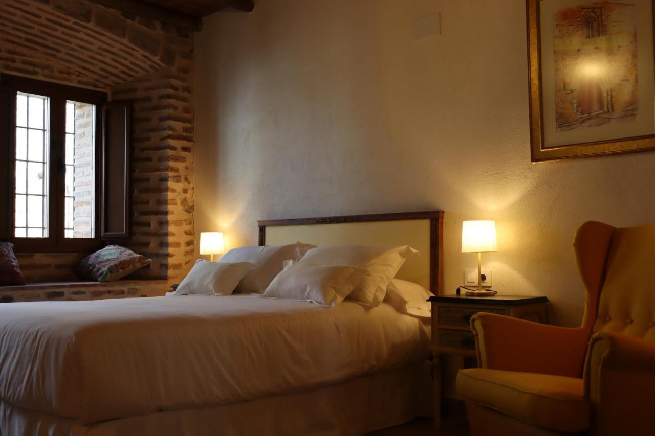 Hotel Palacio Conde Del Alamo Aroche Extérieur photo